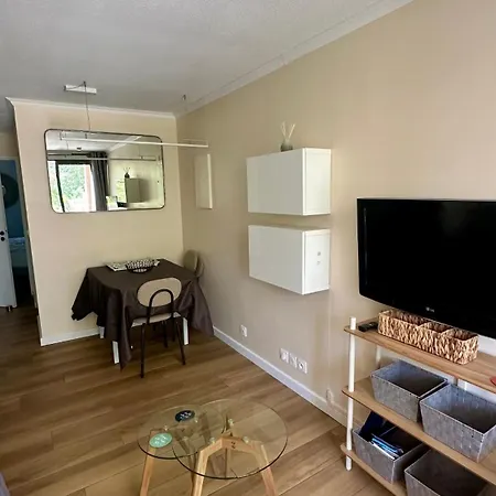 Lägenhet Les Parcs De Grimaud